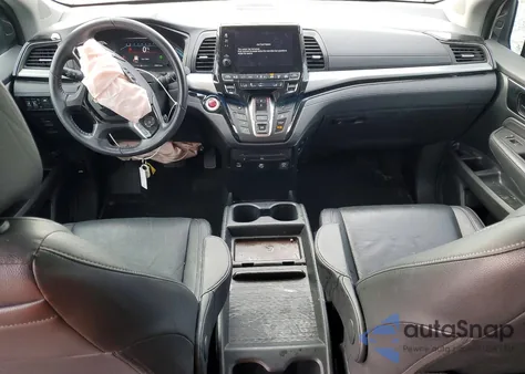 2022 Honda Odyssey Touring z USA, uszkodzony, nr VIN 5FNRL6H89NB043403